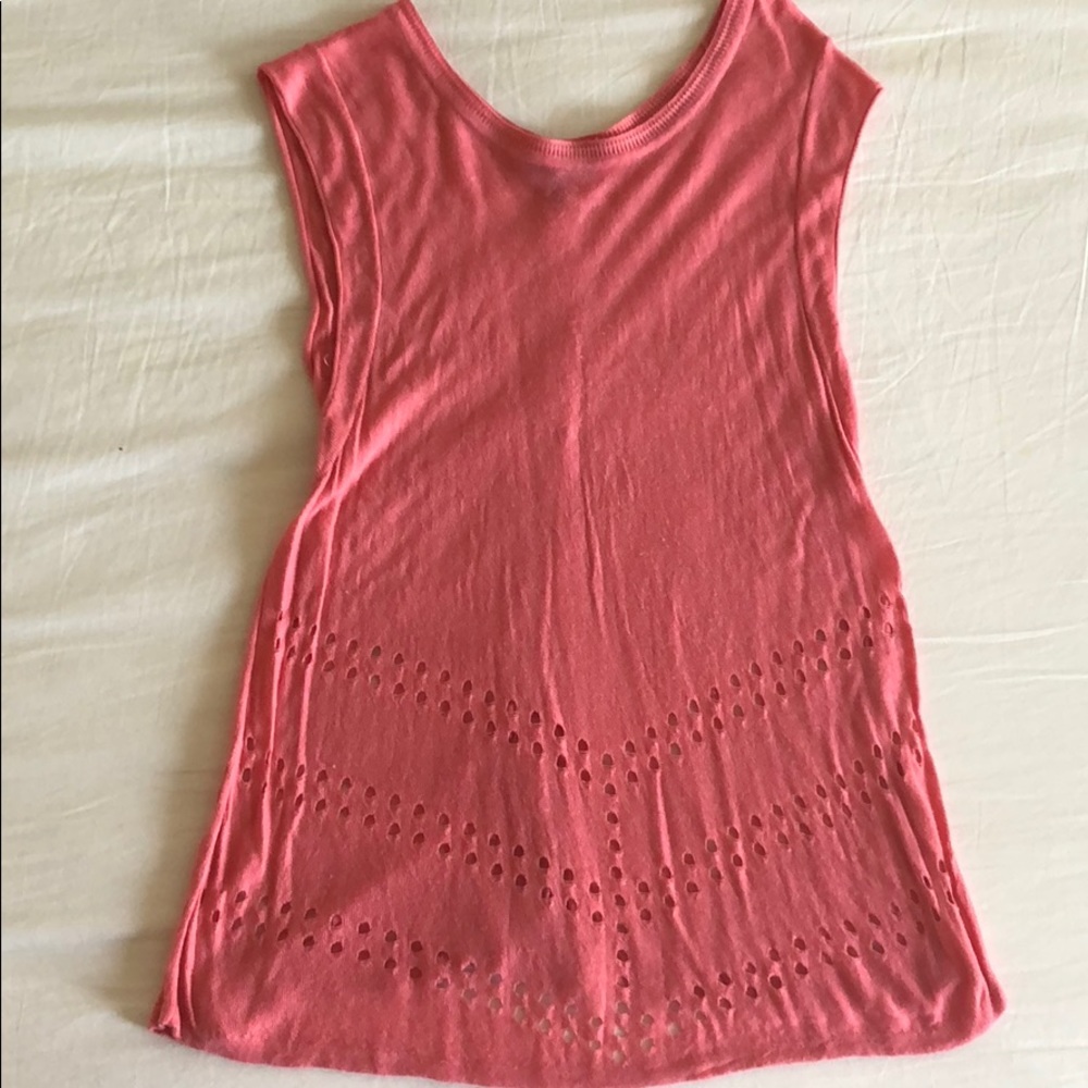 GOV SHUTDOWN SALE!!! Express knitted top